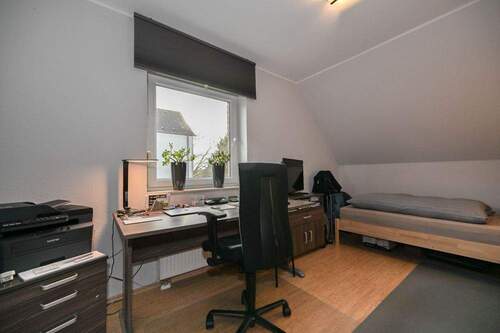 Arbeitszimmer/Kinderzimmer - 