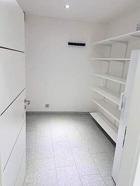 Hauswirtschaftsraum - 5 Zimmer Etagenwohnung in Friedrichsthal