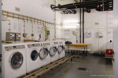 Zahlreiche Waschmöglichkeiten im Gemeinschaftsbereich - 