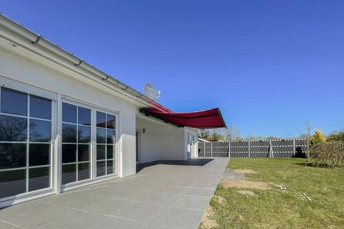 Terrasse_mit_Markise - 