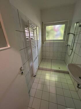 Duschbad mit Fenster - 