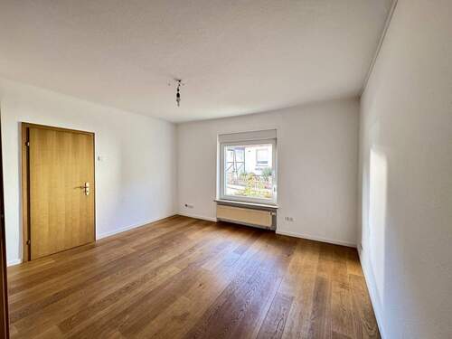 Wohnzimmer - 3 Zimmer Einfamilienhaus in Kaiserslautern