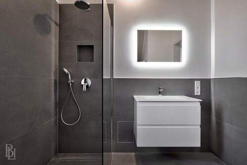 Bad - Etagenwohnung mit 67,60 m&sup2; in Berlin zum Kaufen