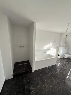 PHOTO-2025-11-28-11-38-03 - 