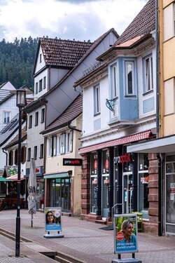 Bild 2 - 1 Zimmer Mehrfamilienhaus, Wohnhaus zum Kaufen in Schramberg