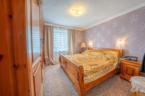 Schlafzimmer (EG) - 