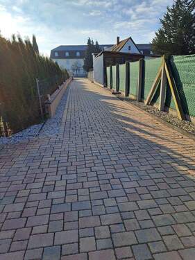 Zufahrt zum Objekt - 