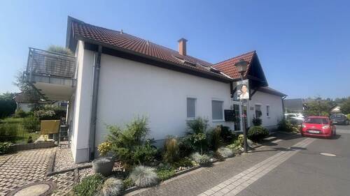 ruhige Strase - 3 Zimmer Etagenwohnung zum Kaufen in Hennef