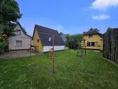 Garten mit Spielbereich - 