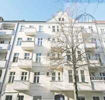 Altbau-Wohnung mit viel Potenzial und zum Sanieren - Eigenbedarf möglich - Berlin Friedrichshain