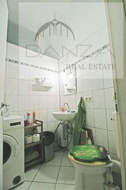 WC - Etagenwohnung mit 90,30 m&sup2; in Berlin Friedrichshain zum Kaufen