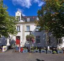 Lechenich barockes Geschäftshaus am Markt - Erftstadt