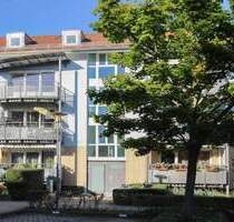 Sonnige 3-Zimmerwohnung mit Balkon + Dachzimmer und Stellplatz - Top Lage nahe Südstadtpark Fürth