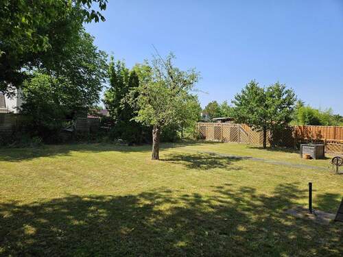 Garten - 3 Zimmer Doppelhaushälfte zum Kaufen in Berlin