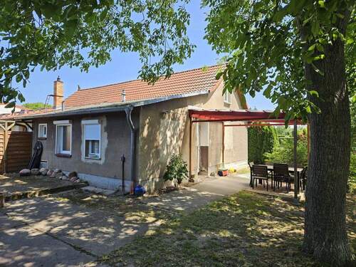 Haus - 3 Zimmer Doppelhaushälfte in Berlin