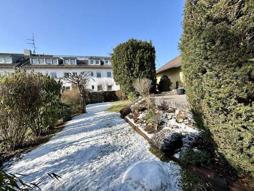 Garten - 5 Zimmer Einfamilienhaus in Erlangen / Bruck