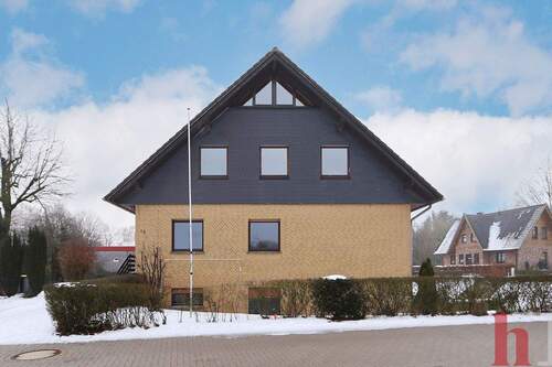 Außen IV - Mehrfamilienhaus, Wohnhaus mit 310,00 m&sup2; in Holdorf zum Kaufen