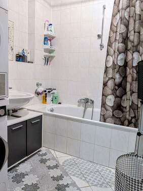 Badezimmer - 3 Zimmer Etagenwohnung in Nürnberg