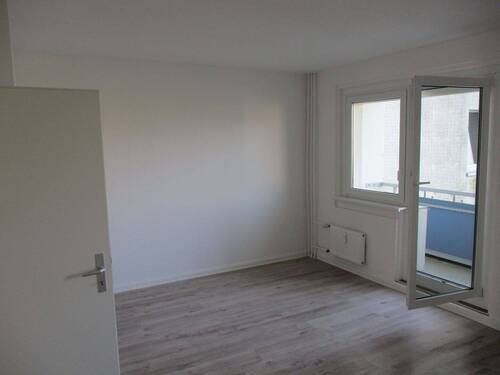 Wohnzimmer - 3 Zimmer Etagenwohnung in Brandenburg an der Havel