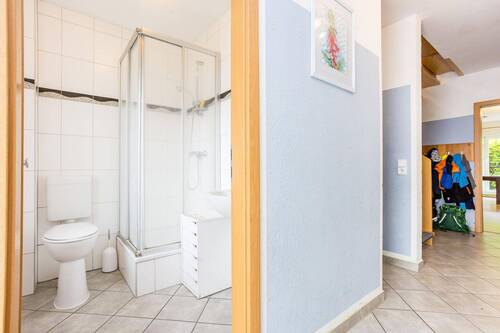 Haus 21 EG Flur + Bad - 