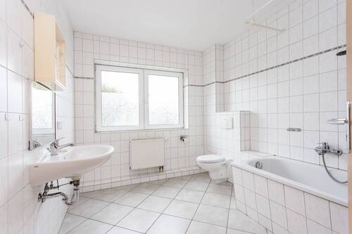 Haus 21 DG Bad - 
