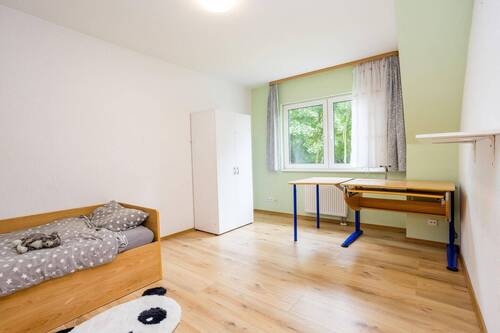 Haus 21 DG Zimmer 2 - 