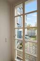Großzügige Fensterflächen schaffen Licht, Ruhe und - 