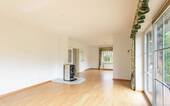 Offener Wohn- Essbereich mit Kamin - 