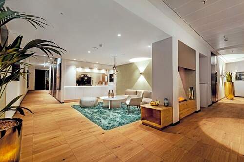 Kamin Lounge - 