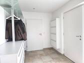 Flur/Garderobe mit Zugang zur Garage - 