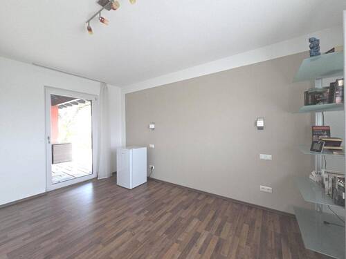 Schlafzimmer mit Ankleide - 