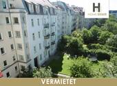Hausansicht Innenhof & Garten - 