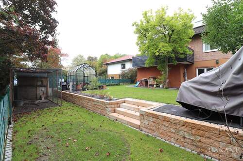2. Gartenebene mit Hochbeet - Einfamilienhaus mit 176,00 m² in Usingen zum Kaufen