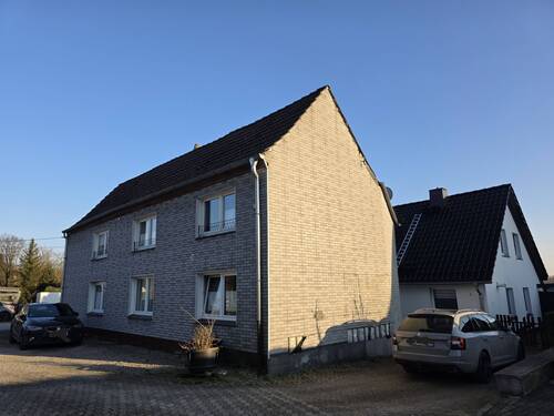 MFH+Doppelhaushälfte - 9 Zimmer Doppelhaushälfte zum Kaufen in Velbert