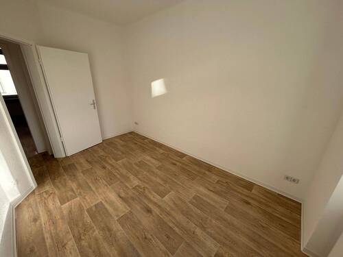 Schlafzimmer - Etagenwohnung mit 63,10 m&sup2; in Magdeburg zur Miete