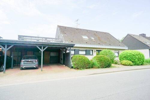 mit Carport - 