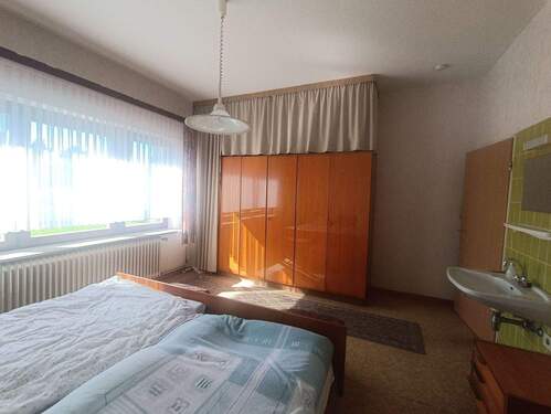 Schlafzimmer EG - 
