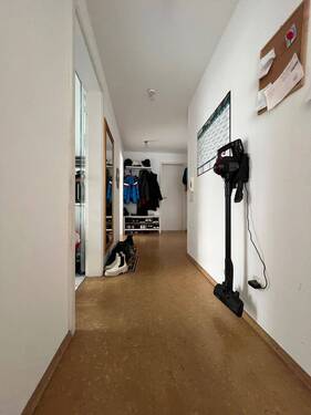 Flur - Etagenwohnung mit 70,00 m² in München zum Kaufen