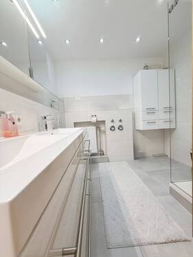 Modernes Bad - 