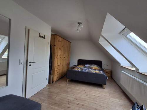 Elternschlafzimmer 1. OG - 