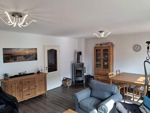 Wohnzimmer - Doppelhaushälfte mit 125,00 m&sup2; in Hohenfelde zum Kaufen