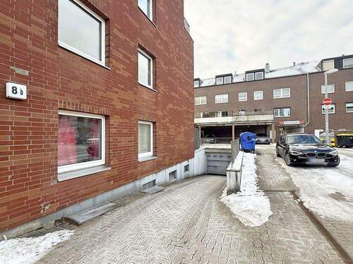 Zufahrt Tiefgarage - 