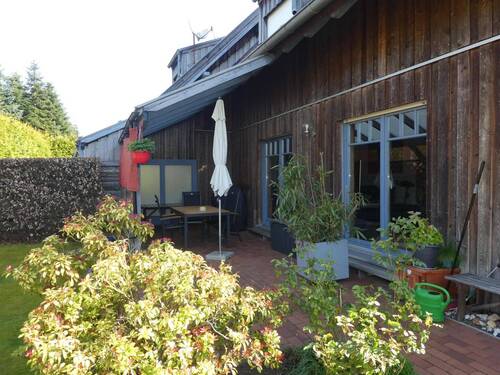 Garten - Doppelhaushälfte mit 114,00 m&sup2; in Uelsen zum Kaufen