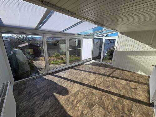 20250304_145956.jpg - 5 Zimmer Mehrfamilienhaus, Wohnhaus zum Kaufen in Calden