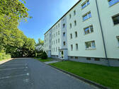 Hausansicht - 5 Zimmer Etagenwohnung zur Miete in Chemnitz