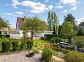 Gartenansicht mit Teich - 