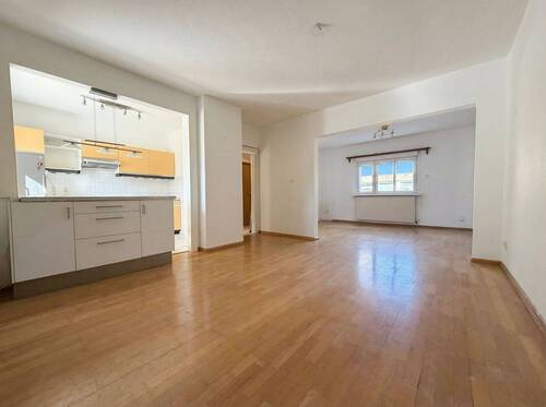 Wohnbereich mit offener Küche - 3 Zimmer Doppelhaushälfte in Berlin