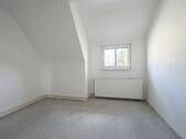 Zimmer im Dachgeschoss - 