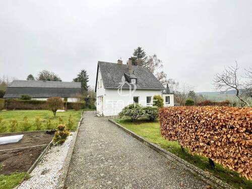 Nordwestansicht - ***Ideal für 'Macher'*** - 119.000,00&nbsp;EUR Kaufpreis, ca.&nbsp; 115,00&nbsp;m&sup2;&nbsp;Wohnfl&auml;che