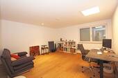 Vollwertiges Zimmer im UG (z.B. Arbeitszimmer) - 